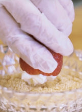 Load image into Gallery viewer, Cheesecake Stuffed Chocolate Strawberries