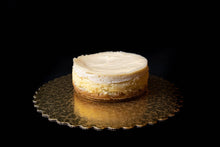 Load image into Gallery viewer, Classic cheesecake in 4-inch size