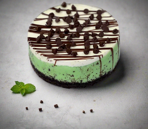 Mint Chocolate Chip Cheesecake